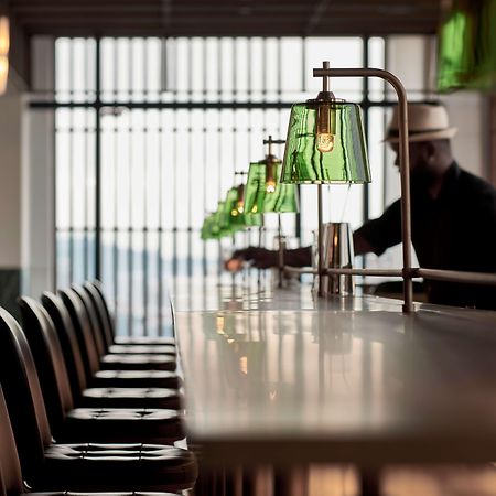 מלון Alila Bangsar קואלה לומפור מראה חיצוני תמונה The bar at the restaurant