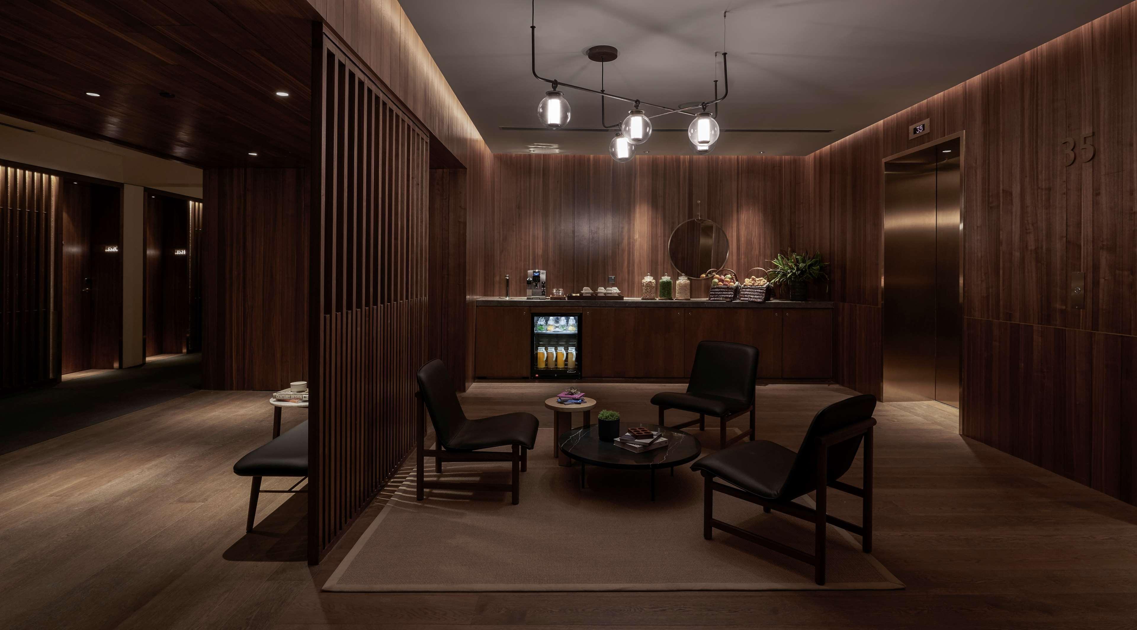 מלון Alila Bangsar קואלה לומפור מראה חיצוני תמונה The private lounge at London Heathrow Airport