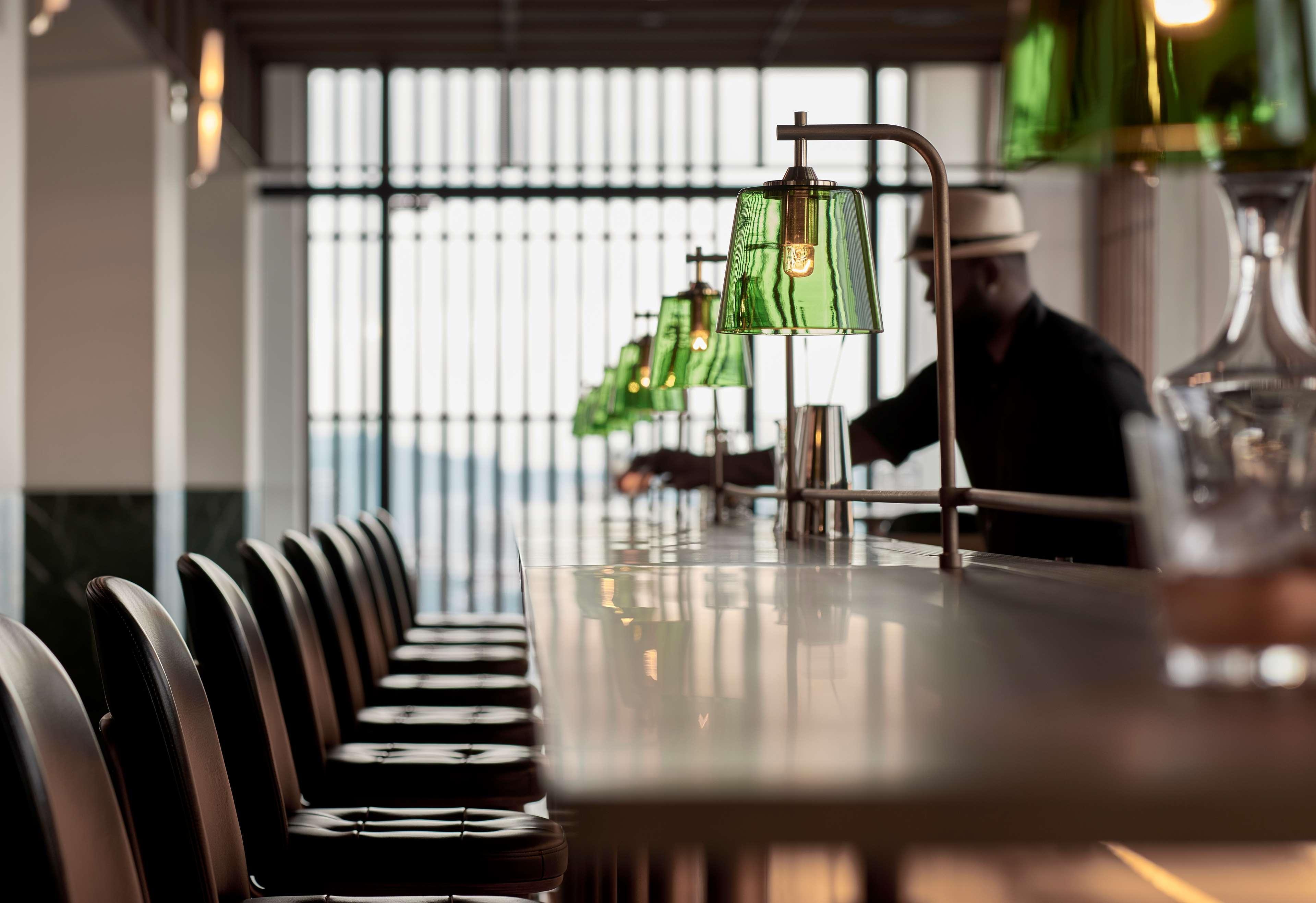 מלון Alila Bangsar קואלה לומפור מראה חיצוני תמונה The bar at the restaurant
