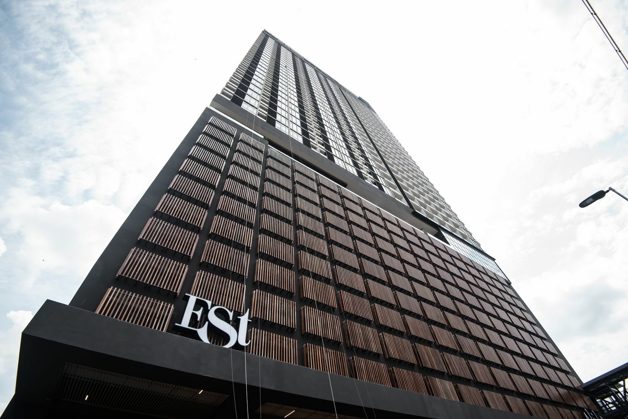מלון Alila Bangsar קואלה לומפור מראה חיצוני תמונה The Est building