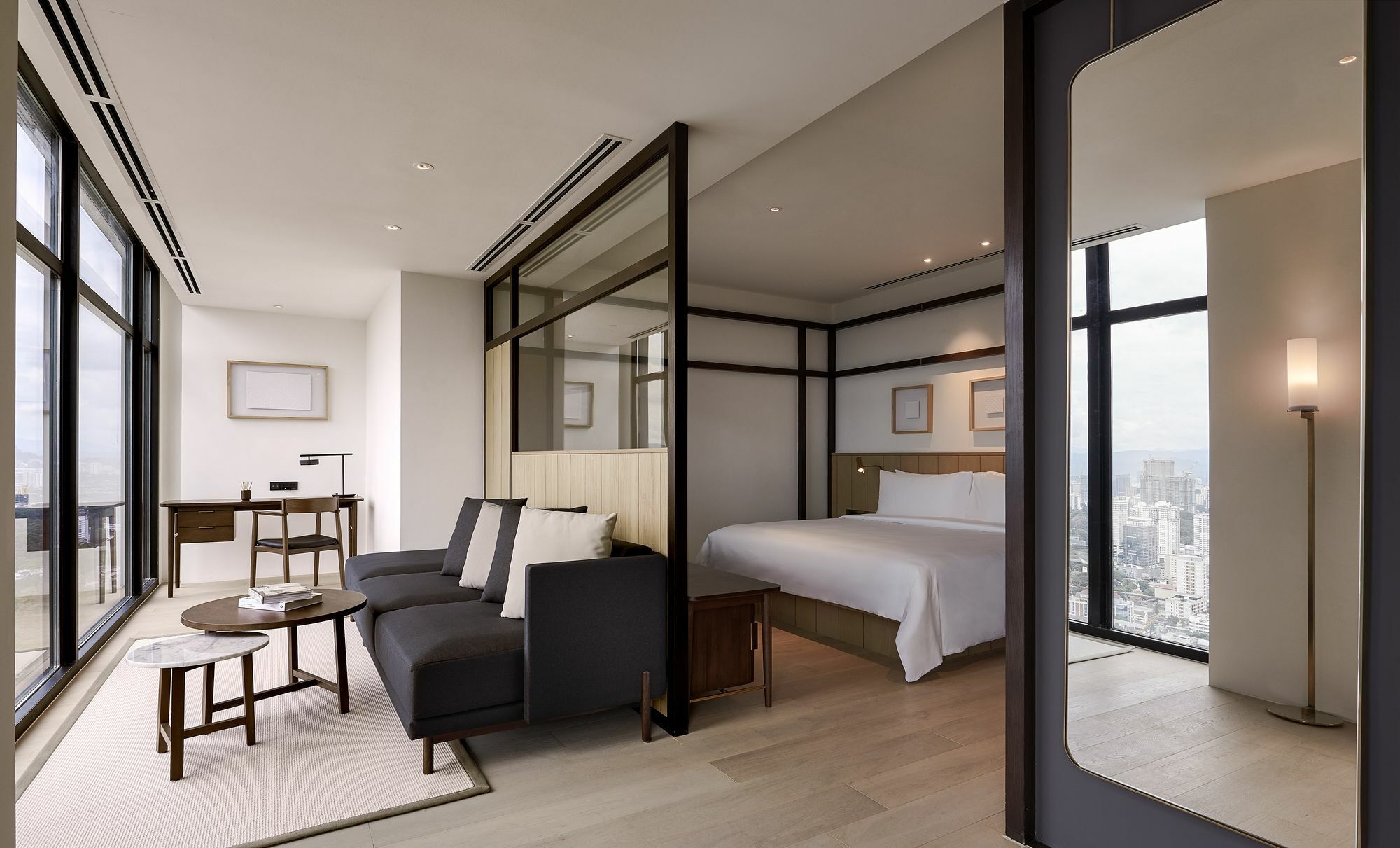 מלון Alila Bangsar קואלה לומפור מראה חיצוני תמונה A suite at the Ritz-Carlton, Tokyo